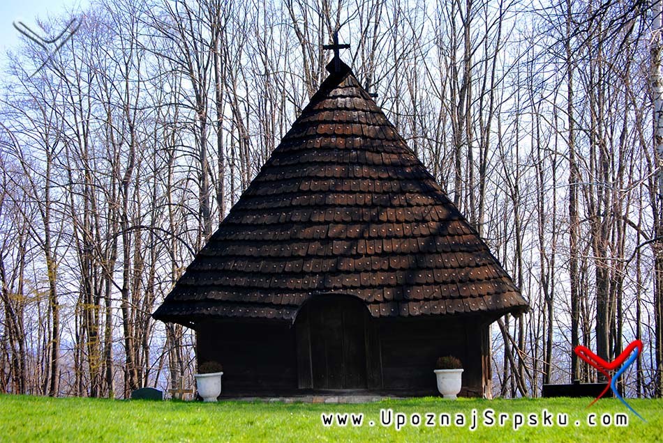 Црква брвнара у Малом Блашком